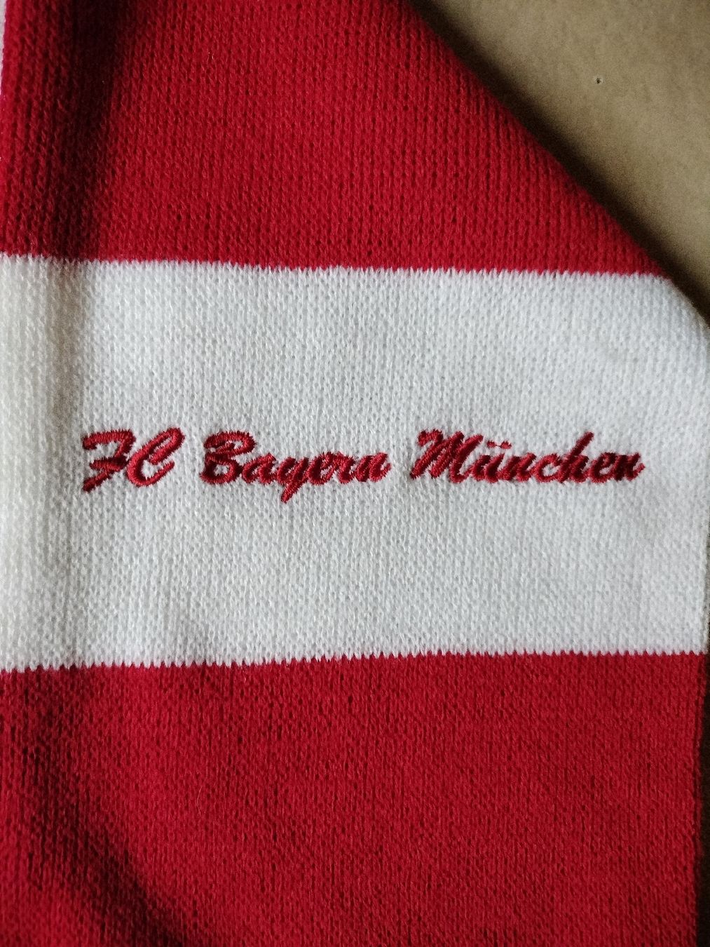 Foulards, Tücher & Schals: FC Bayern München Fan Schal – Gebraucht aus Schwanden Sigrisw von Wibe81 2