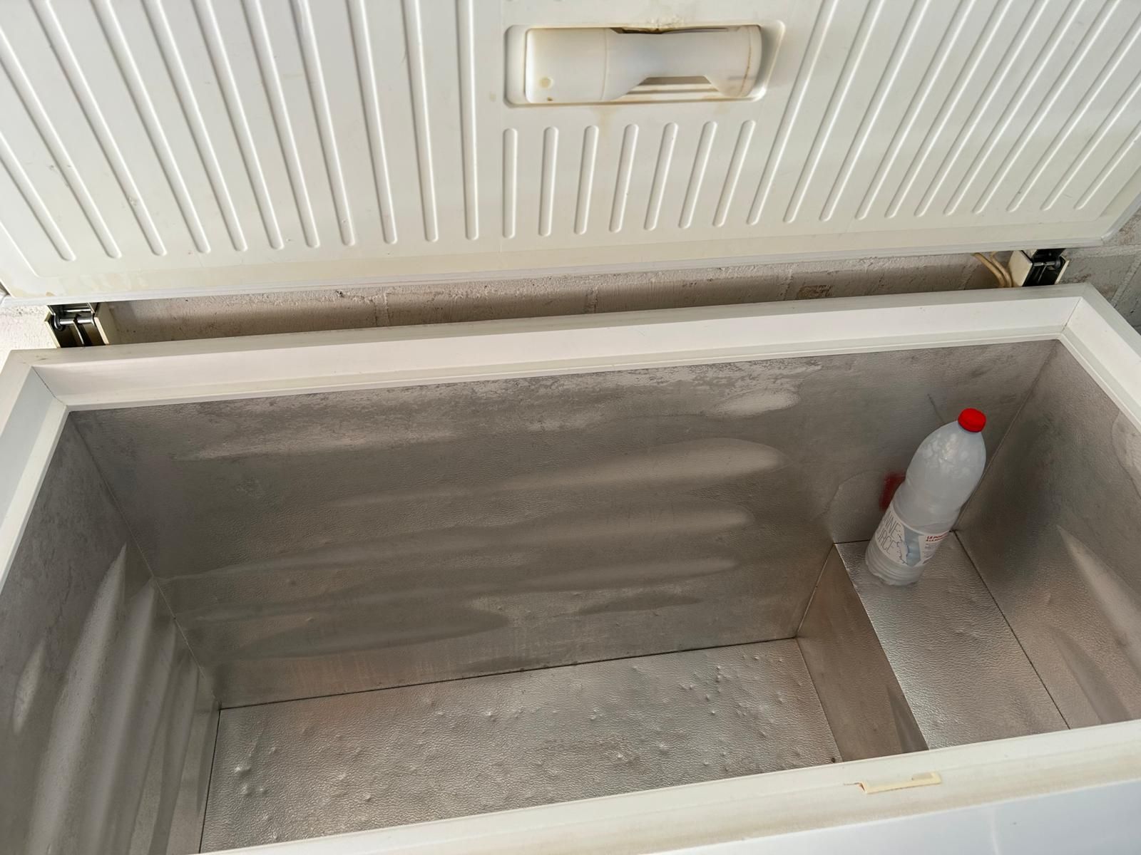 Zanussi Gefrierschrank: tiefkühltruhe – Gebraucht aus Basel von faz_hdd8 4