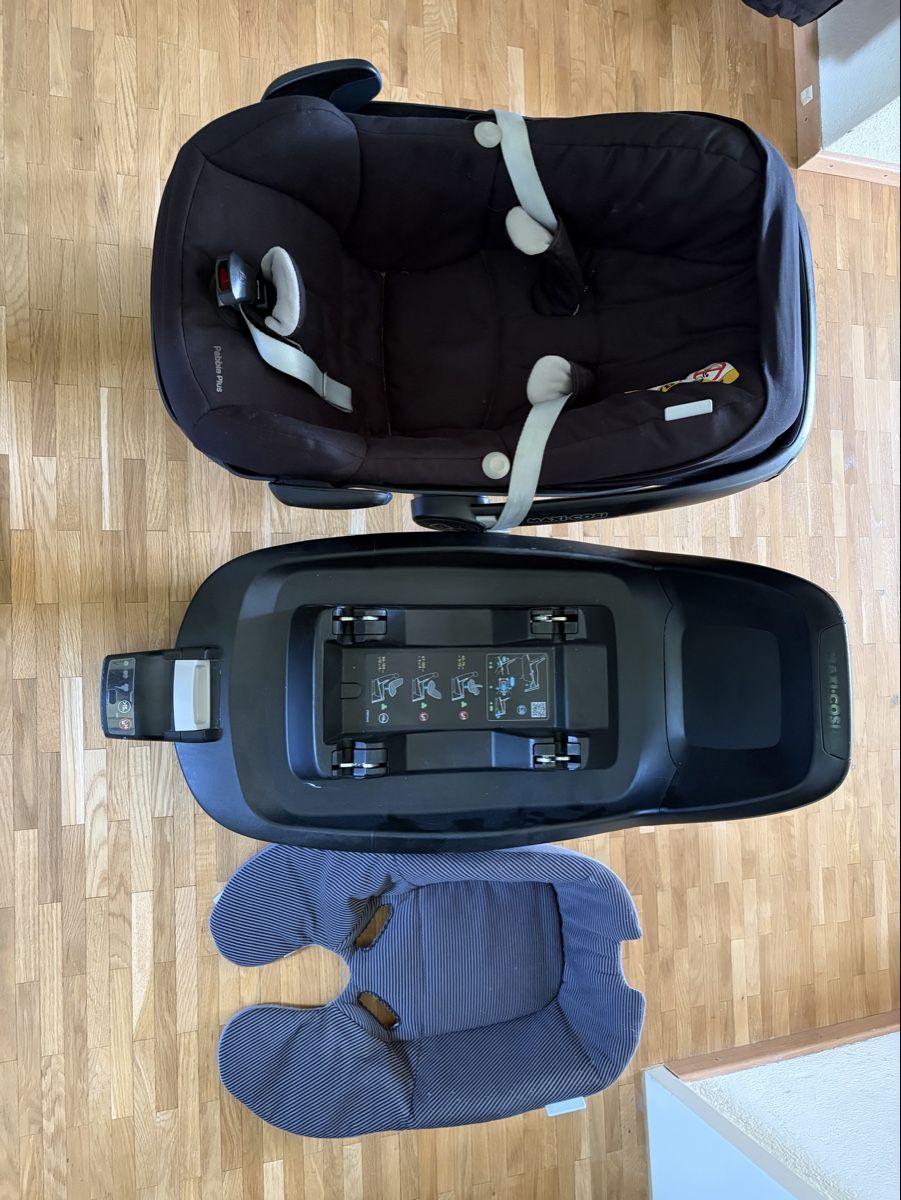 Maxi-Cosi Seggiolini per auto: Maxi-Cosi Pebble Plus & 2wayFix Basis – Usato da St. Gallen venduto da dso_r9l6