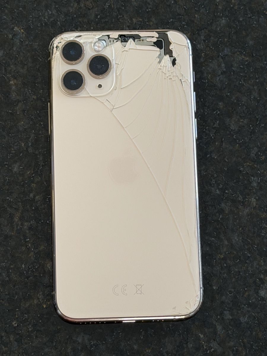 Apple Handys / Smartphones: Iphone 11pro 256GB – Gebraucht aus Embrach von RonStutz 3