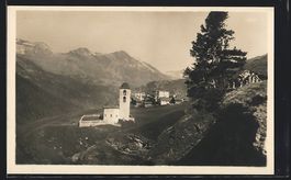 Avers-Cresta, Dorfkirche gegen die Berge