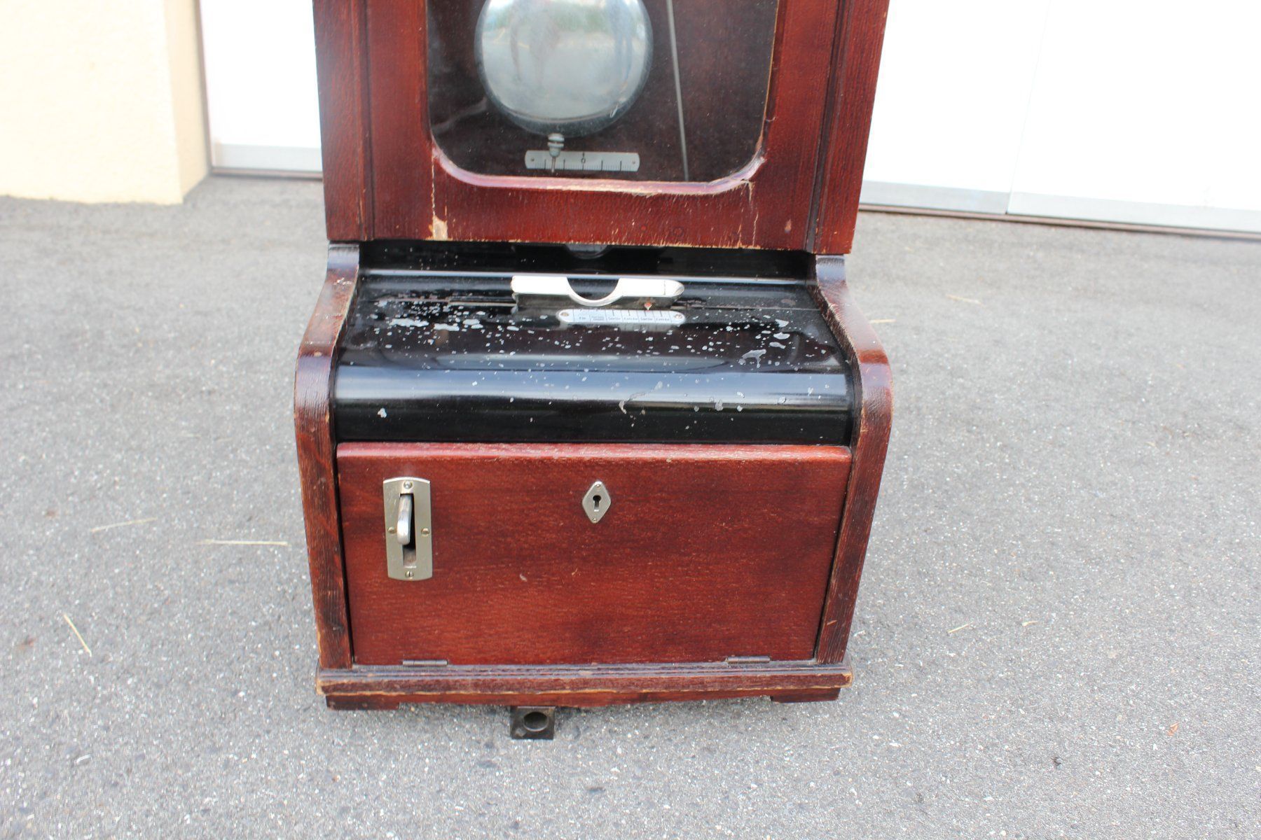 Stand- & Wanduhren: Ancienne timbreuse-horloge d'époque – Gebraucht aus St-Léonard von wric48 3