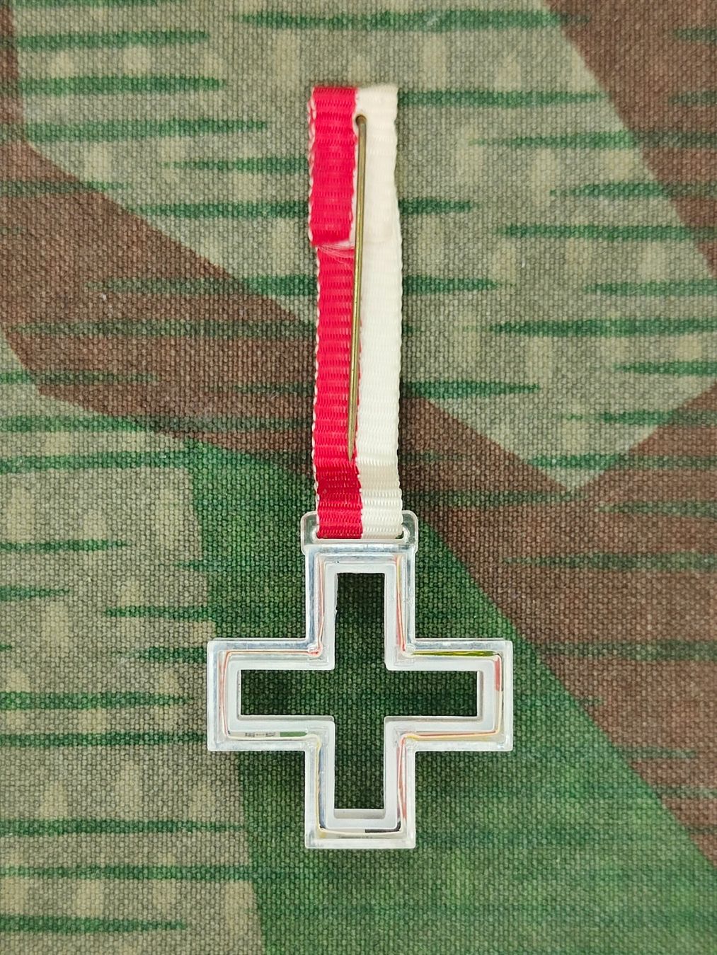 Placchette & Badge:  1. August Abzeichen 1973 – Usato da Bauma venduto da SwissMilitaria 1
