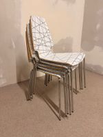 1x Ikea Vilmar Stuhl weiss schwarzen Muster, stapelbar