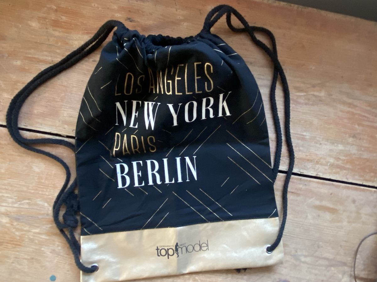 Borse da donna: GNTM Topmodel Turnbeutel schwarz gold – Nuovo e nell'imballaggio originale da Effingen venduto da Daizyy 4