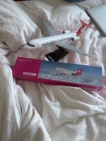 Helvetic Fokker 100 1:100