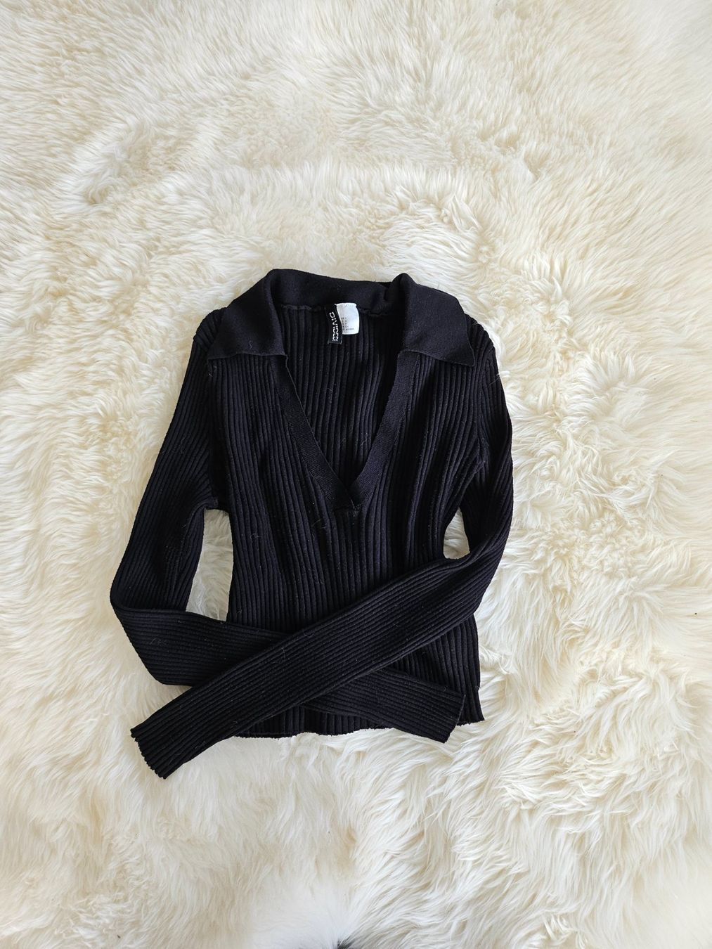 Maglioni & Felpe: Pullover Rippstrick Divided kurz/Croptop/Dekolleté,Gr. S – Usato da Siblingen venduto da Vany_McDougall 2