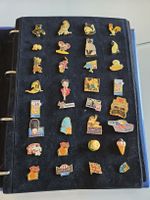 Grosse Sammlung von Pins / Anstecknadeln im Album! 116stk