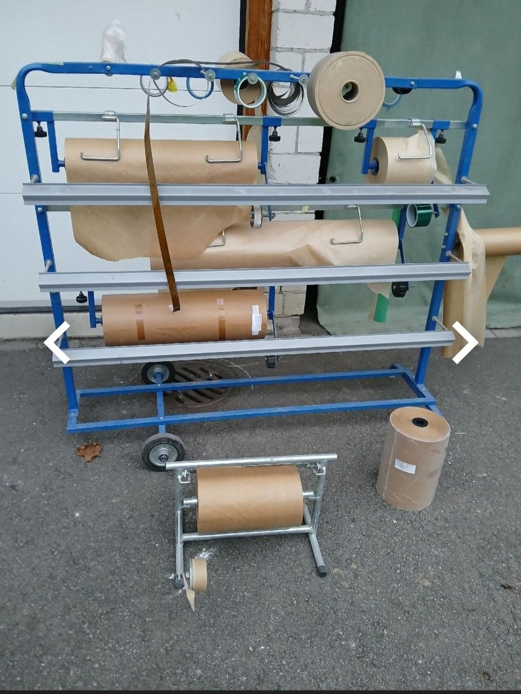 Supporti a parete: Packpapierrollen Halterung mit Rollen guter Zustand – Usato da Pratteln venduto da ale_6nw5