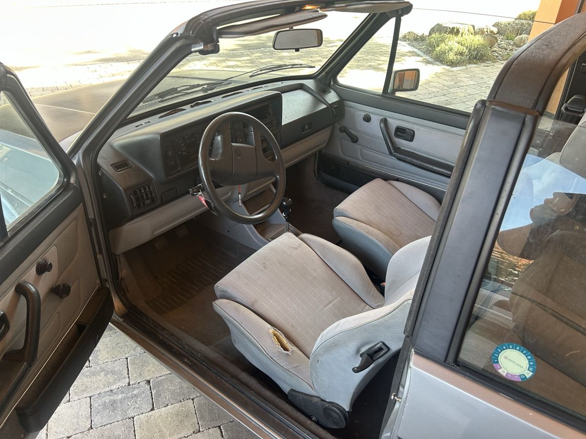 VW Automobili: Golf 1 Cabrio – Usato da Hittnau venduto da cla_8skq 3