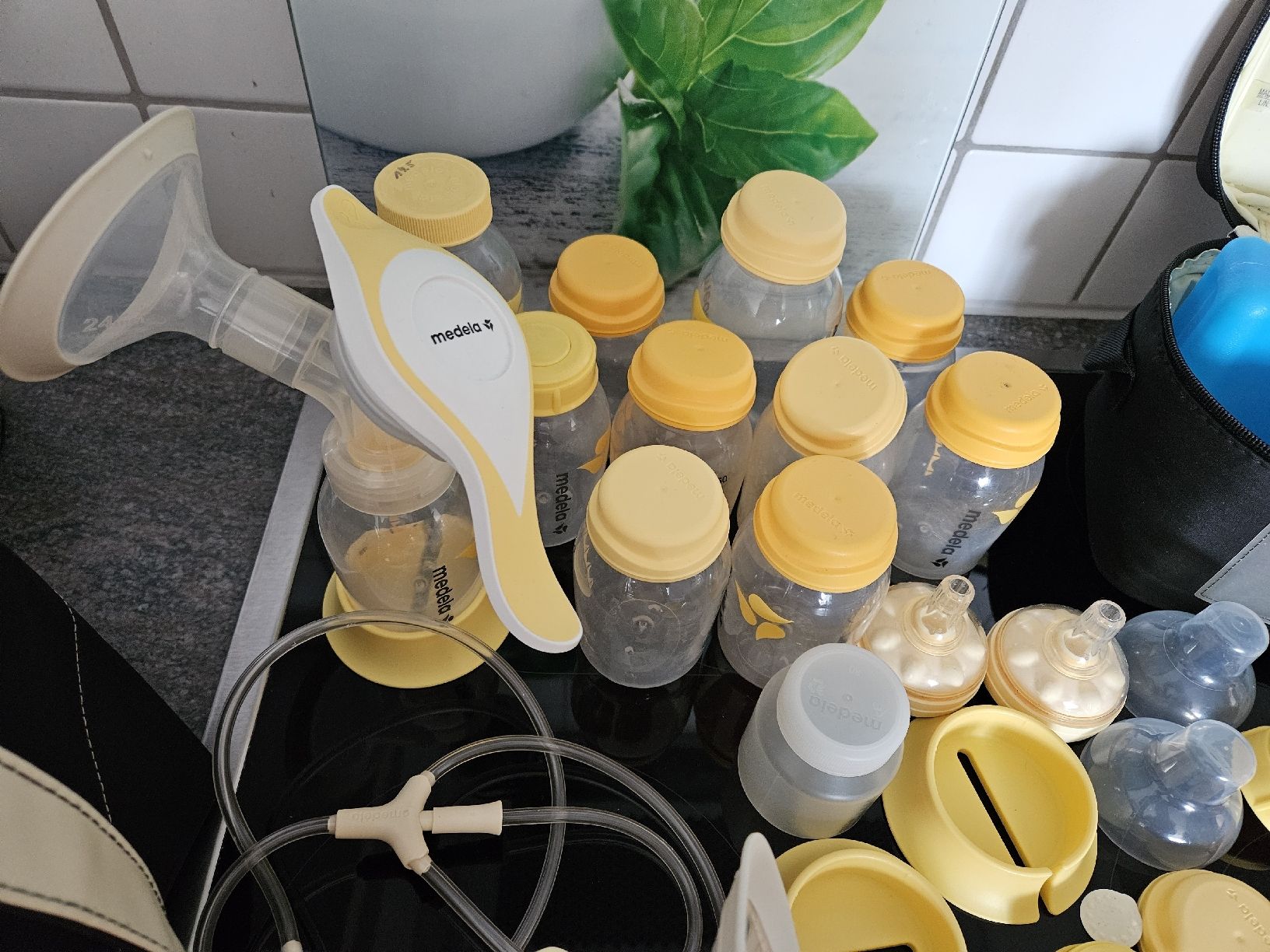 Medela Stillzubehör: Medela Milchpumpe – Gebraucht aus Uster von Arent0 3