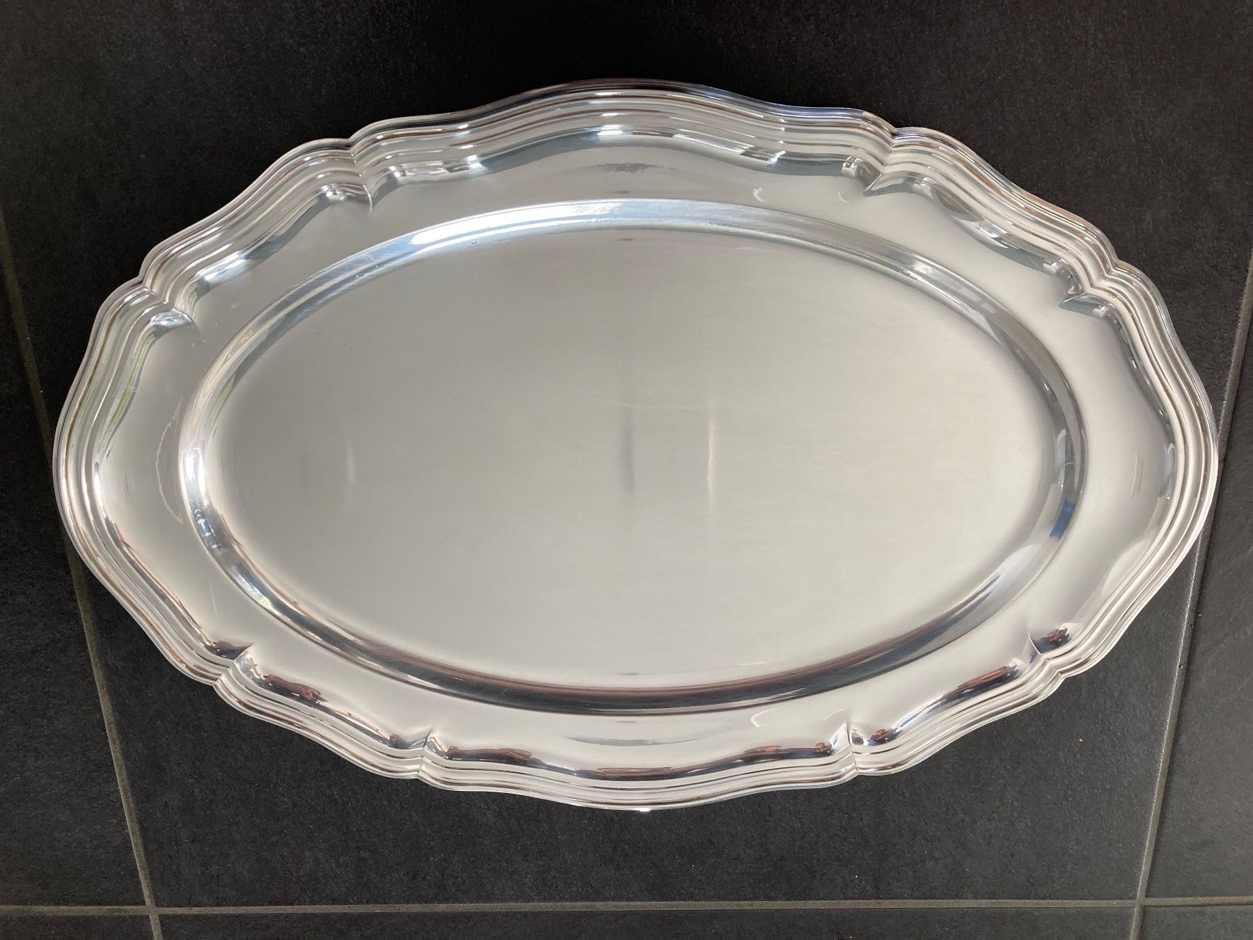 Plat oval en métal argenté art déco