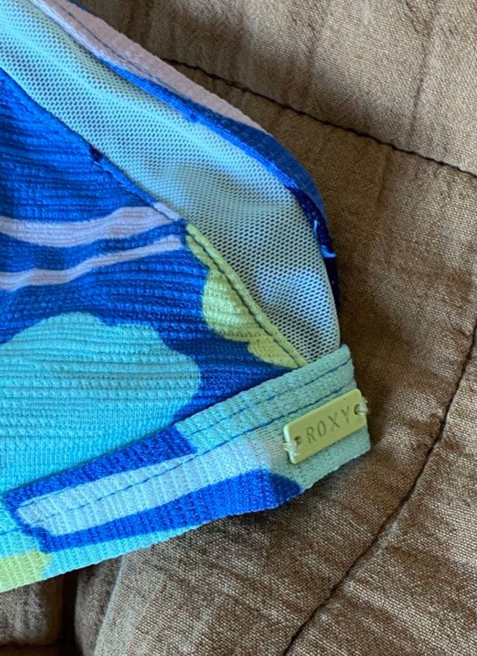 Roxy Costumi da bagno & Bikini: Bikinioberteil von Roxy – Nuovo (secondo la descrizione) da Grüningen venduto da selinasearching 1