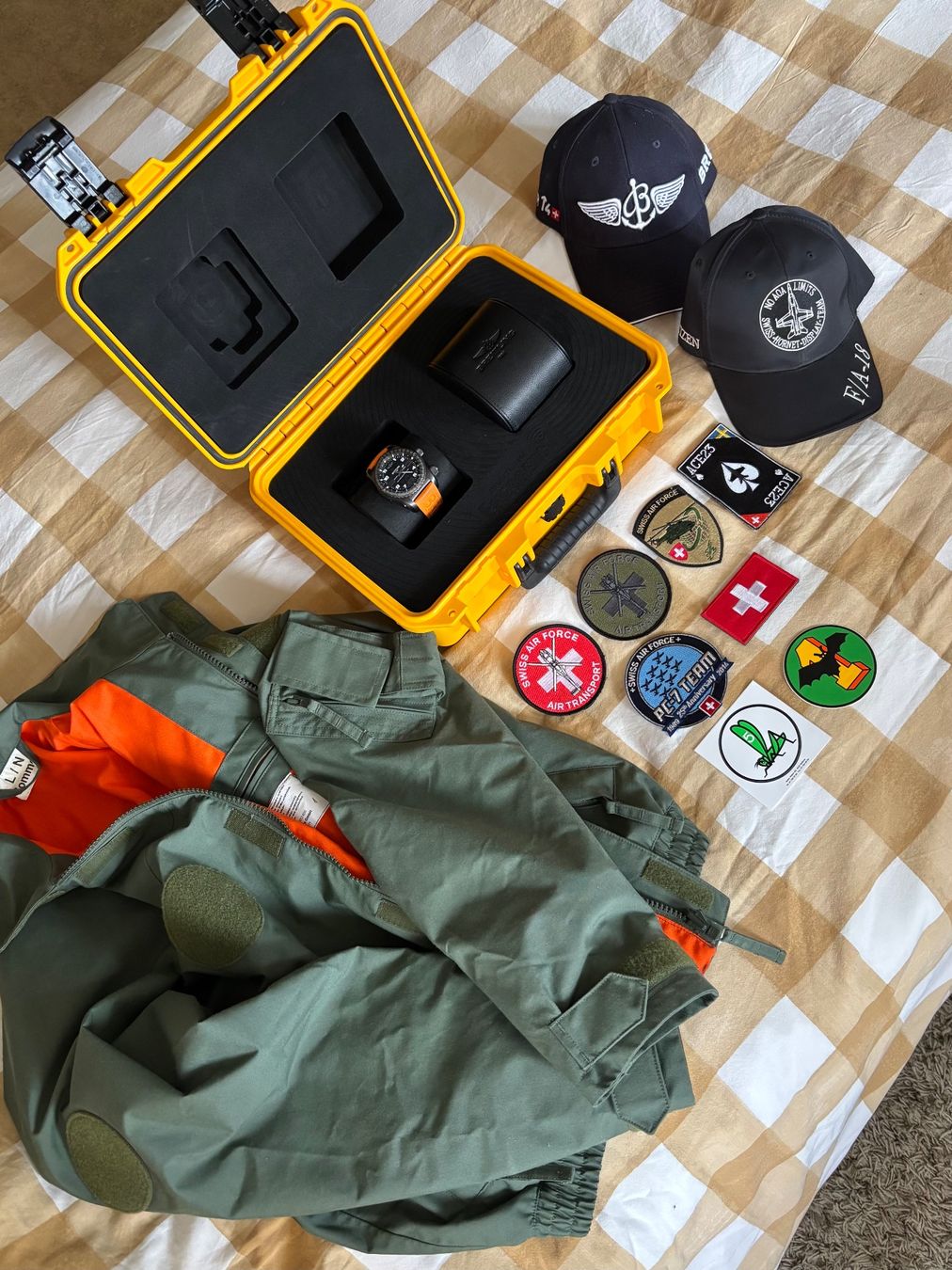 Breitling Uhren: Breitling Emergency II Night Mission – Gebraucht aus Gempenach von TTW