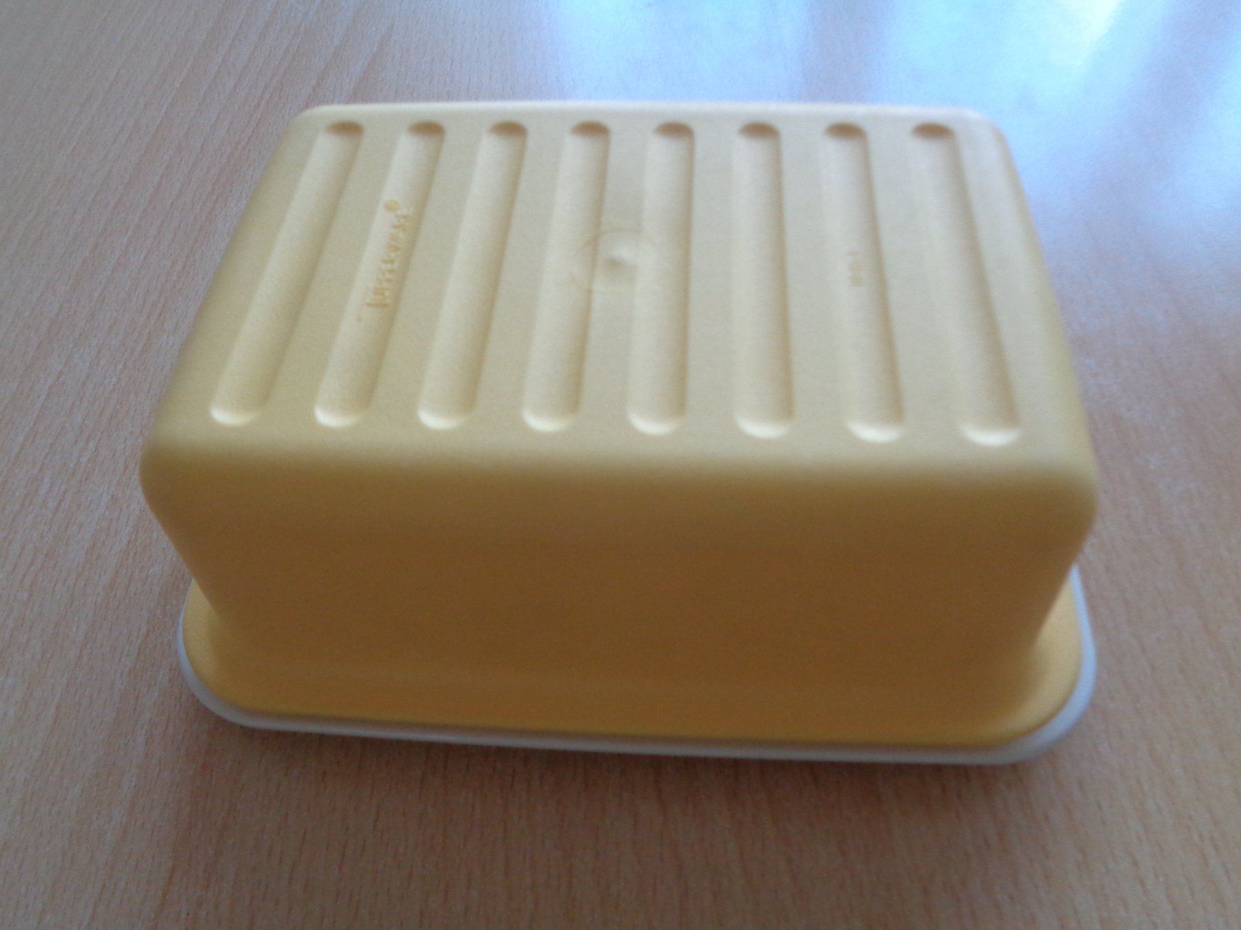 Tupperware Contenitori & Simili: Tupperware Butterschälchen – Usato da Dietikon venduto da chroetli77