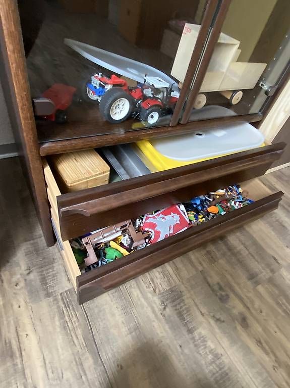 Vitrinen: Vitrine aus Holz – Gebraucht aus Thierachern von shaun96 1