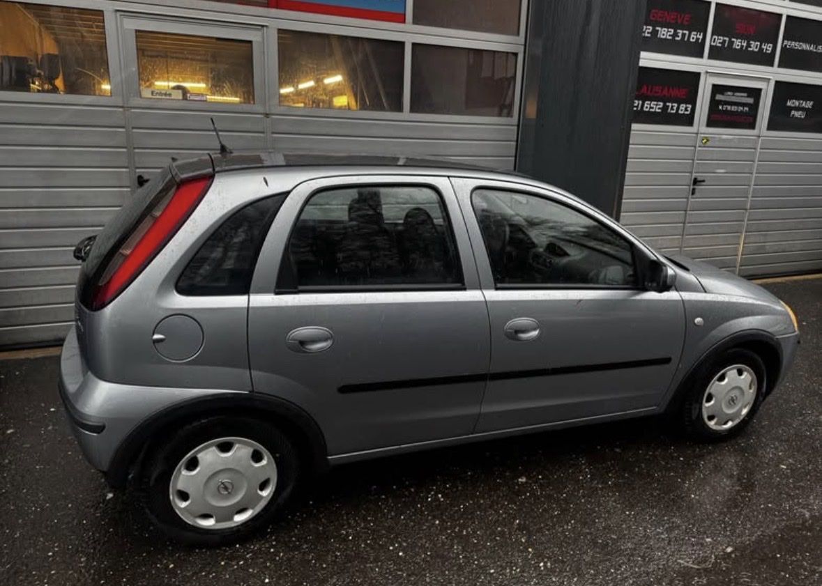 Opel Automobili: Opel Corsa C  – Usato da Lonay venduto da PancheChakalov 2