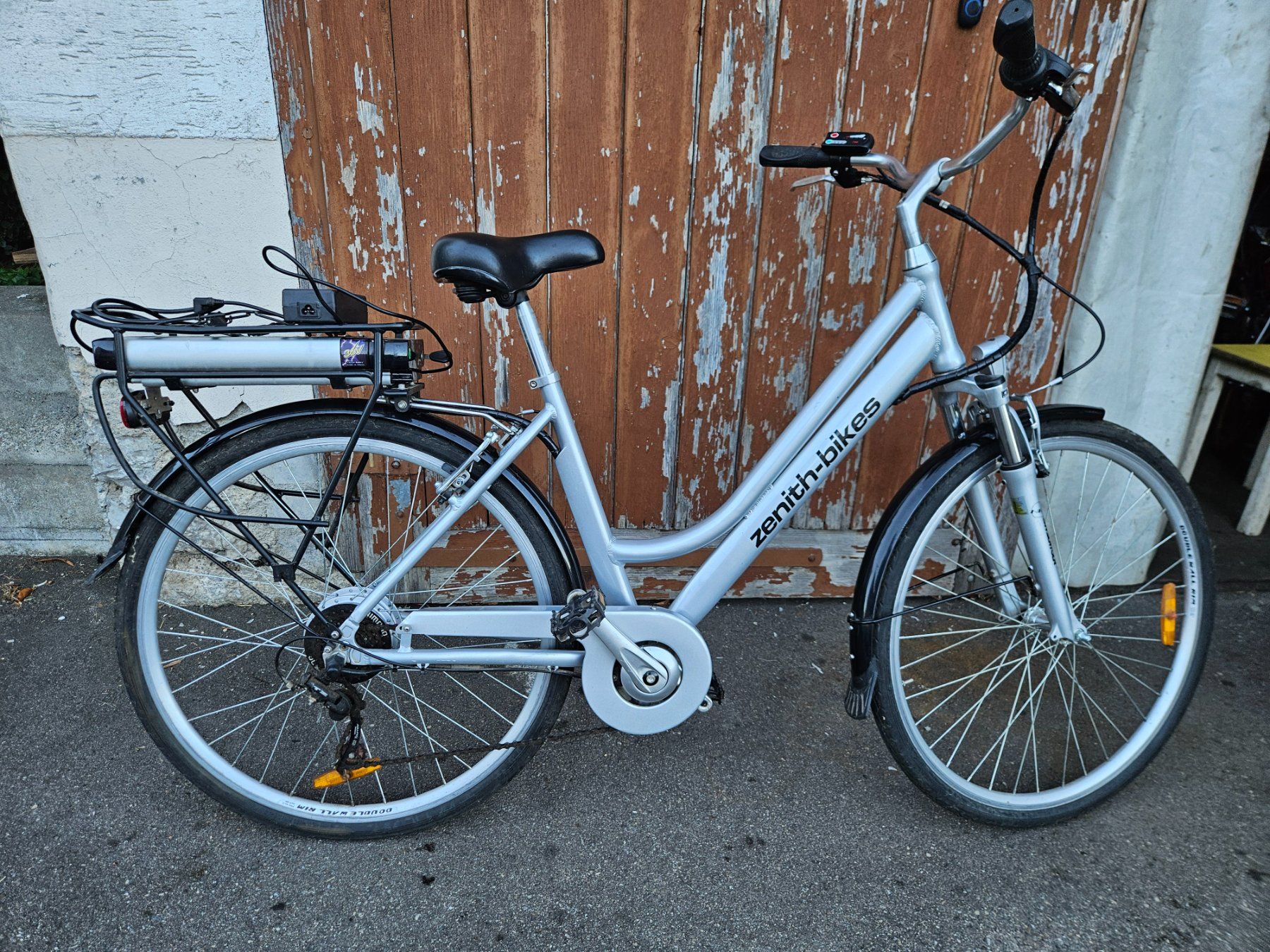 Zenith Bikes Biciclette: E-Bike Zenith-Bikes – Usato da Wegenstetten venduto da 1000er