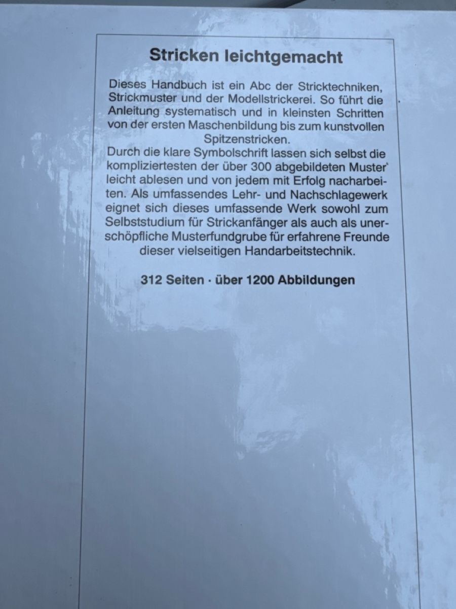 Livres: Stricken Handbuch über 300 Muster – Neuf (Voir description) à Zürich par Belisimo 1