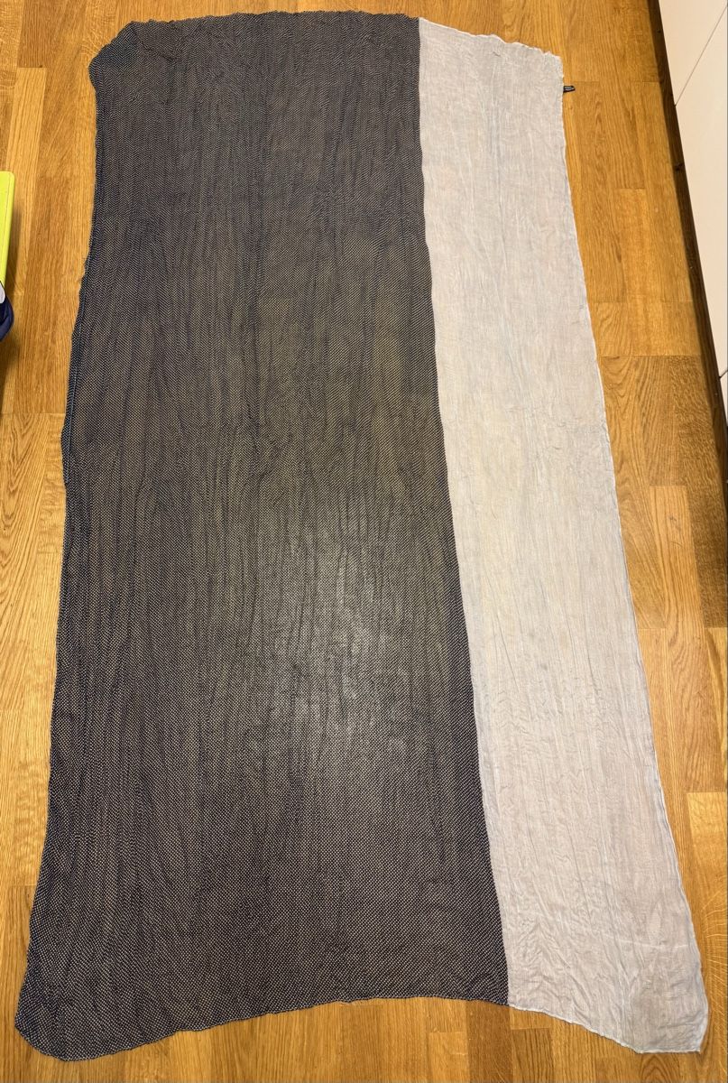 Foulard & Sciarpe: Grosser Schal, leichter Stoff, 100x200cm – Usato da zürich venduto da greenmodul 2
