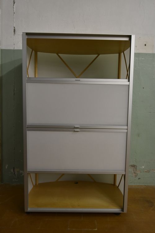 Thut Kommoden: Designer Kommode Thut Folien-Kommode – Gebraucht aus Lichtensteig von UsedIN 4
