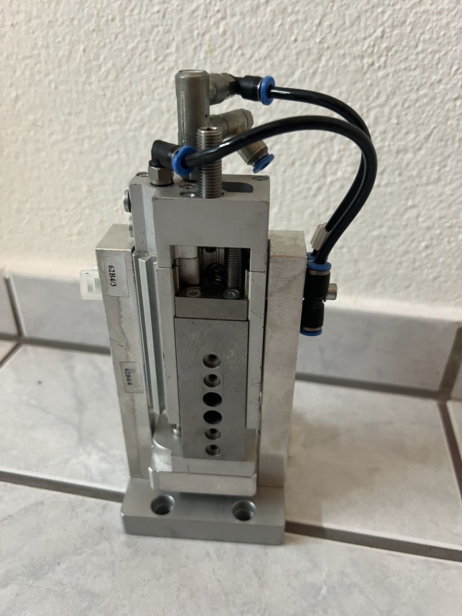 Festo Altro per industria metallurgica: Module de sertissage pneumatique industriel pour câble plat  – Nuovo (secondo la descrizione) da Basel venduto da La.Bonne.affaire 3