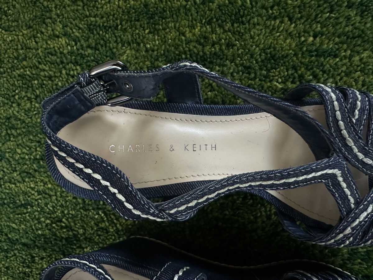 Scarpe da donna: Charles & Keith Denim Wedges | 36 | LIKE NEW – Nuovo (secondo la descrizione) da Zürich venduto da Allwelcome 5