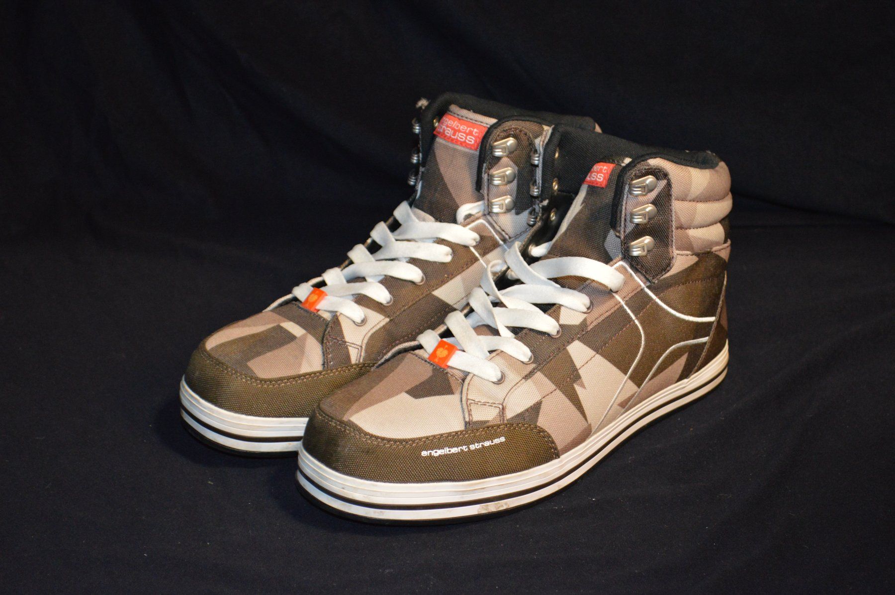 Engelbert Strauss Scarpe da uomo: Engelbert Strauss Sneaker Gr. 42 - Camouflage Optik – Usato da Buchs SG venduto da die_zc5l