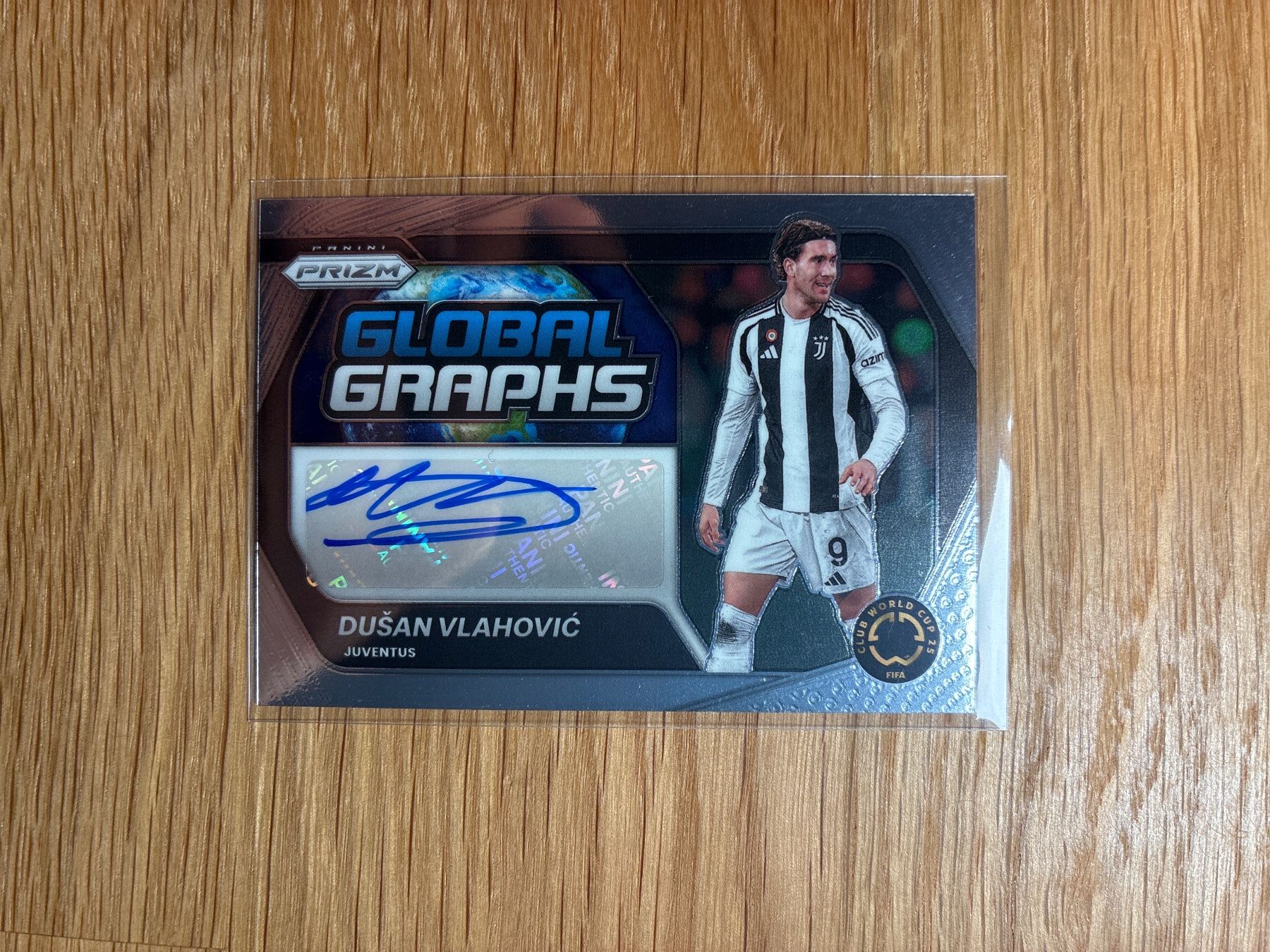 Topps Sammelbilder & Trading cards: Panini Prizm Dusan Vlahovic Juventus Autogramm – Gebraucht aus Wangenried von Garagara