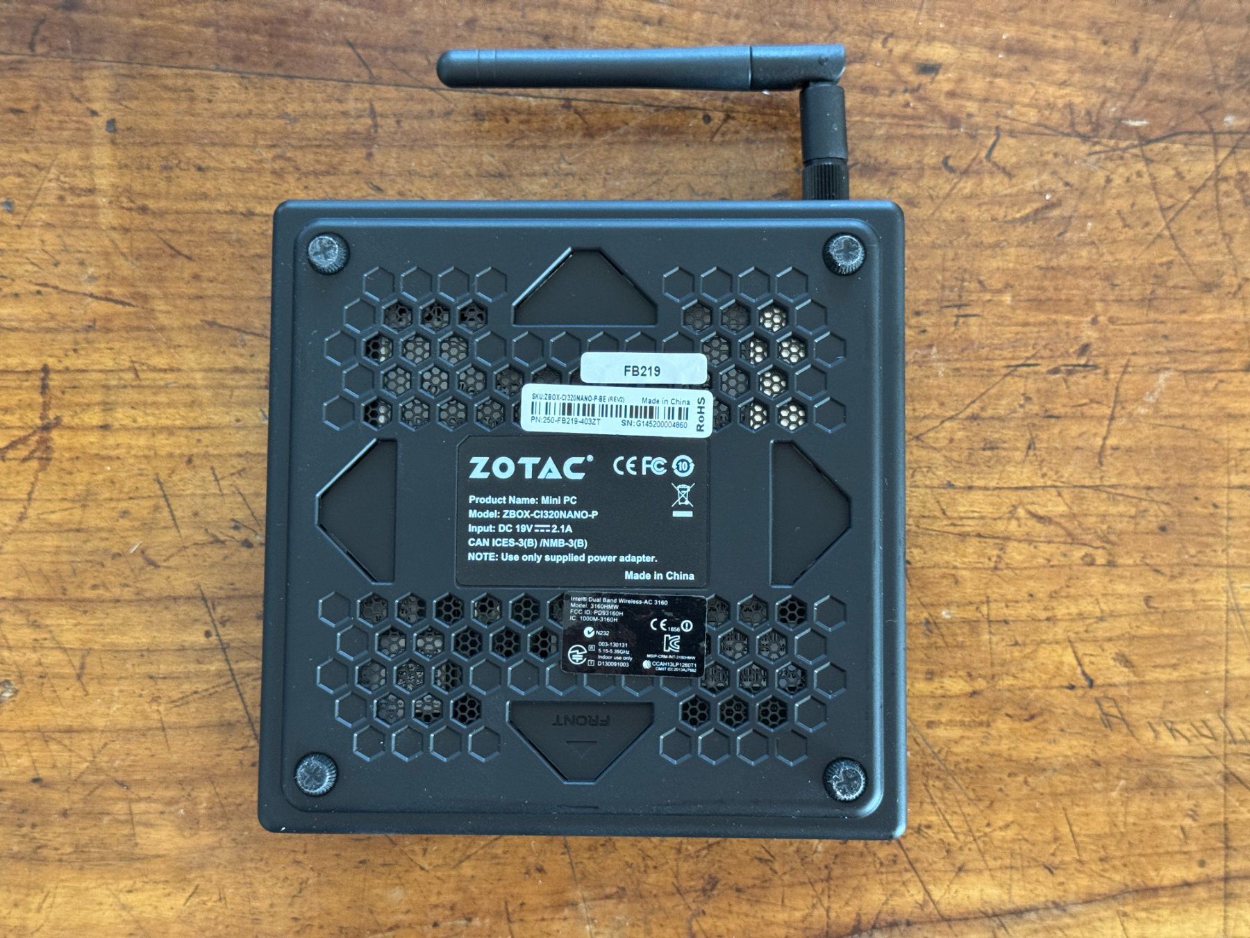 Zotac PC: ZOTAC ZBOX CI320 nano PLUS Silent Mini-PC – Usato da Baden venduto da agglo1 3