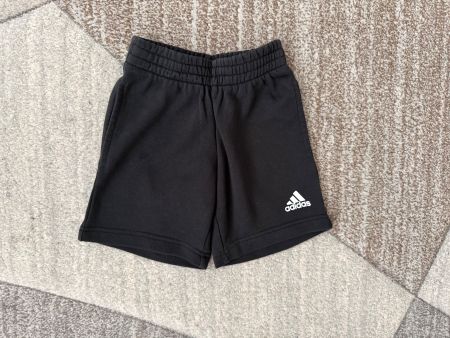 Sportshorts Adidas Gr. 116 (5-6 Jahre)
