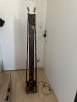 Einzigartige Stehlampe aus Holz mit kleinem Palmenbaum 🌴