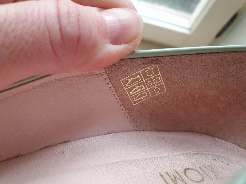 Scarpe da donna: Escarpins Kiomi cuir vernis 42 – Usato da Geneve venduto da Monthoux13 5