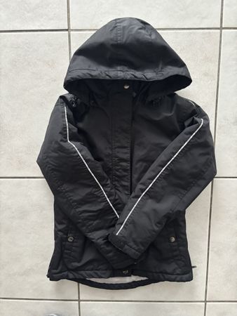 Horze Winter Jacke, Top Zustand, Schwarz, Gr. 134/140