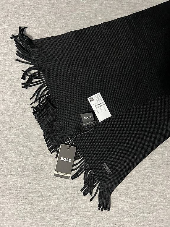 Sciarpe: Hugo Boss Schal Schwarz Herren – Usato da Lufingen venduto da luc_g6rv 1