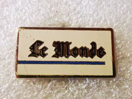 Ansteckpin 147: Le Monde