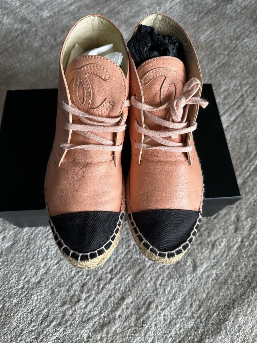 Chanel Scarpe da donna: Espadrilles Chanel 37 – Usato da La Croix (Lutry) venduto da secondhandZara 2