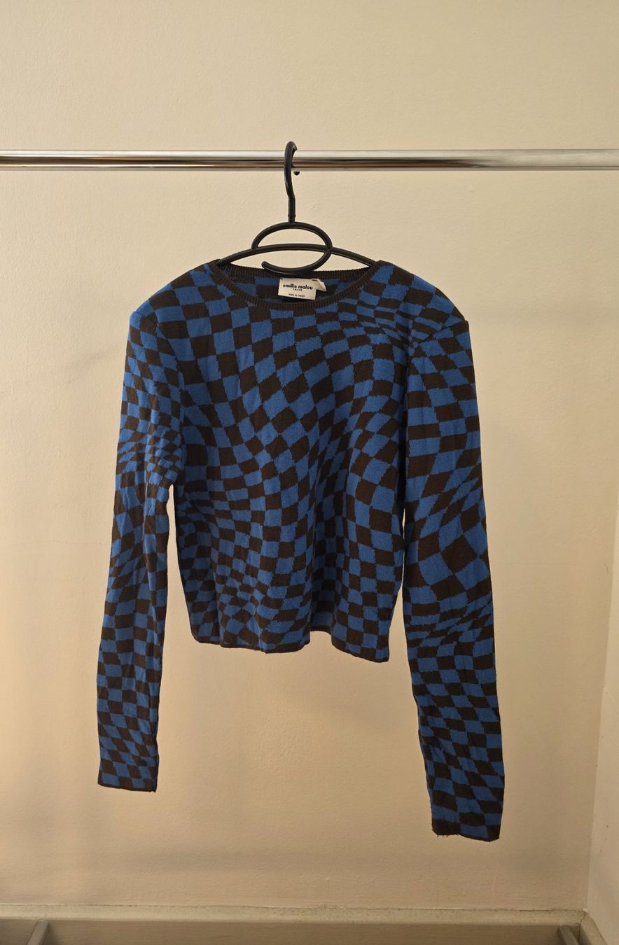 T-shirts: Langarmshirt Emilie Malou – D'occasion à Rothenfluh par sel_j856