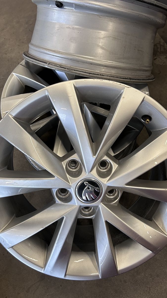 Skoda Cerchioni: Felgen Skoda – Usato da Sargans venduto da bmw1994
