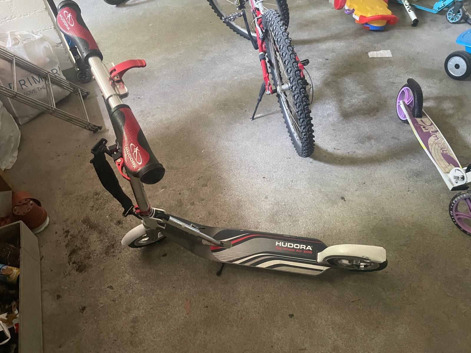 Scooter: scooter Hudora folding barley used condition – Nuovo (secondo la descrizione) da Ostermundigen venduto da kha_q5zx 2