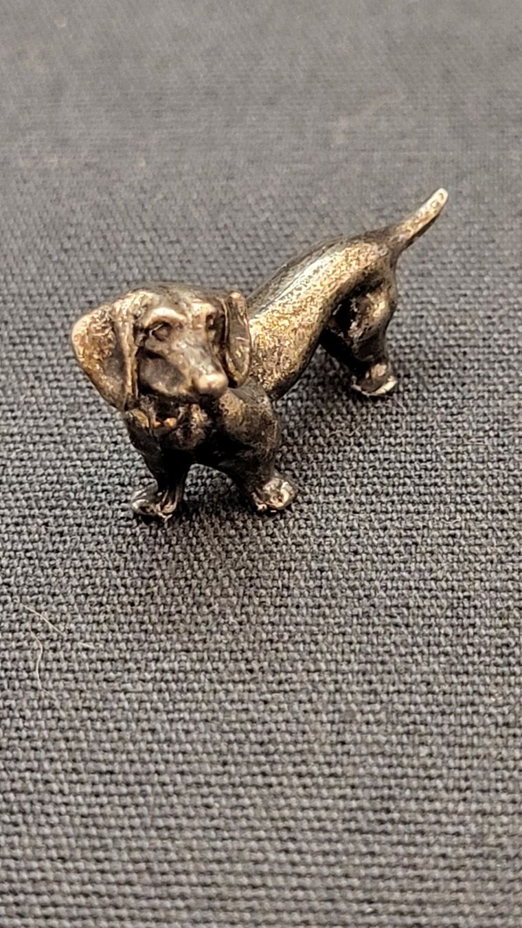 Figurines: Kleiner Metall-Dackel "IX" – D'occasion à Basel par spinne02 5