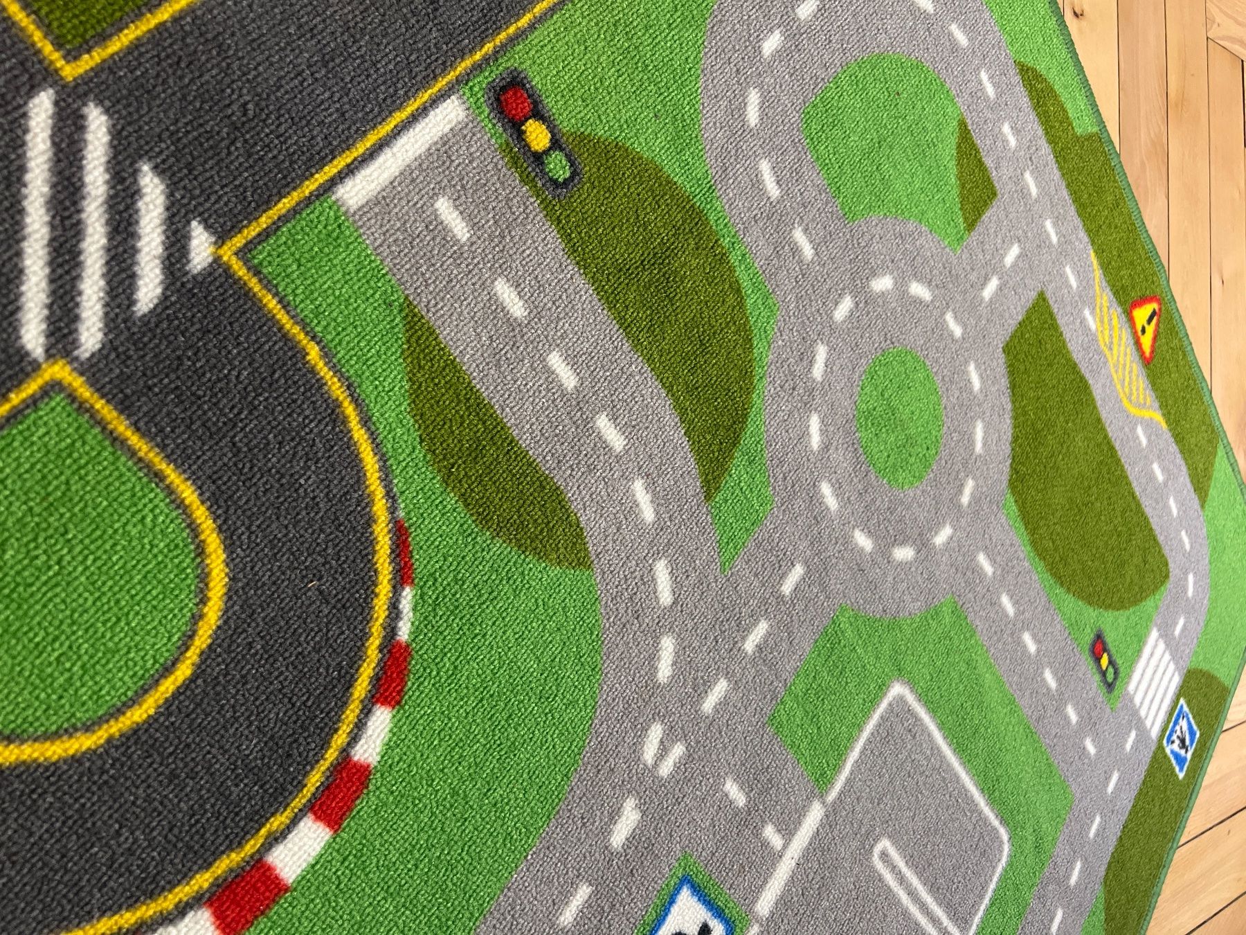 Tappeto da gioco: Spielteppich Autobahn – Usato da Luzern venduto da bali-mango 3