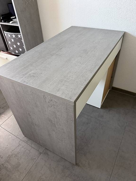 Pfister Bureaux: Schreibtisch/Pult – D'occasion à Kiesen par marbl 1