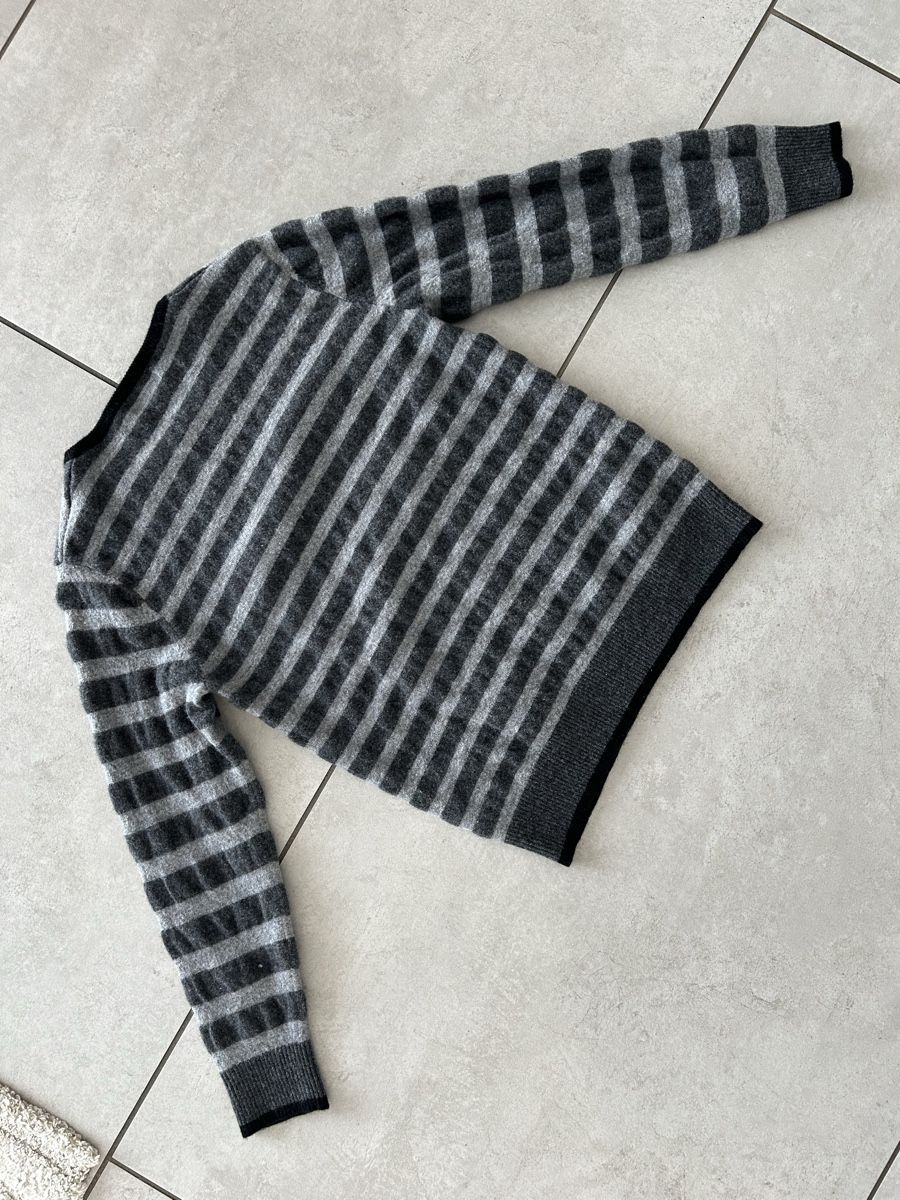 Maglioni & Felpe: Pullover von Ice Berg Grösse.S in Top Zustand – Usato da Lengnau BE venduto da M.Laib 3