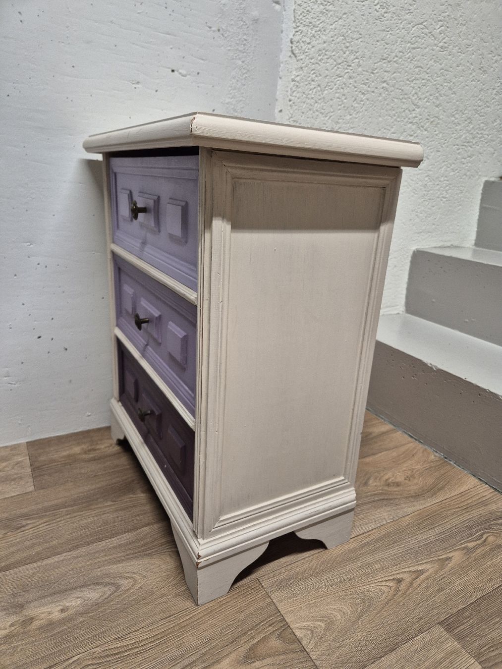 Comodini: Shabby Chic Nachttisch | Kommode | Lilla | Shabby Chic Look – Usato da Rüti Zh venduto da coco823 4