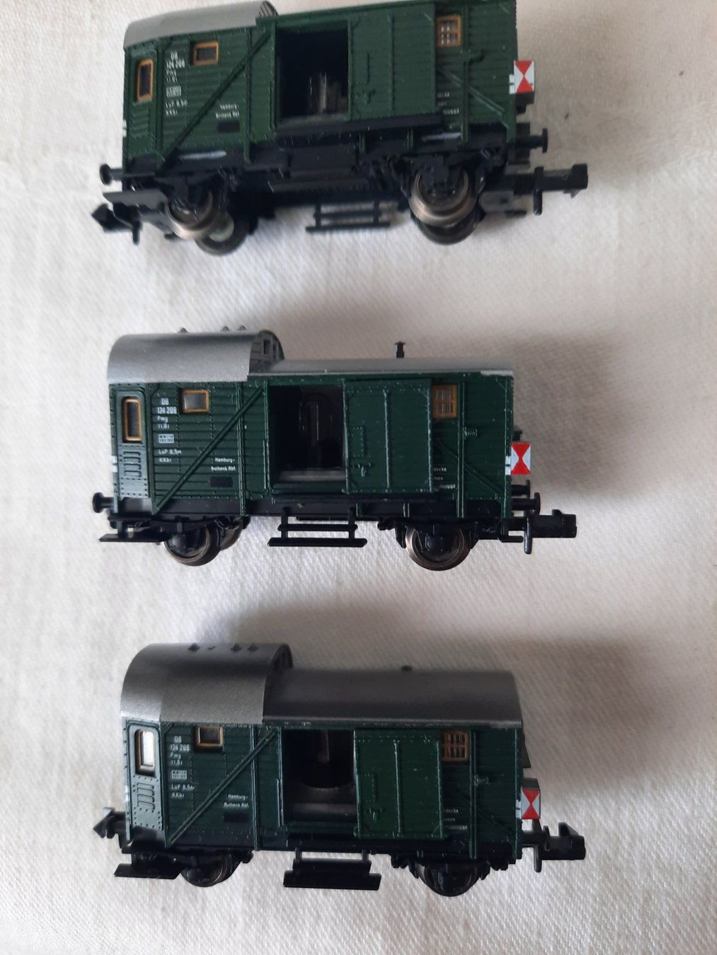 Fleischmann Modellini di ferrovie: 3 WAGONS MARCHANDISES – Usato da Biel/Bienne venduto da mic_6nnh