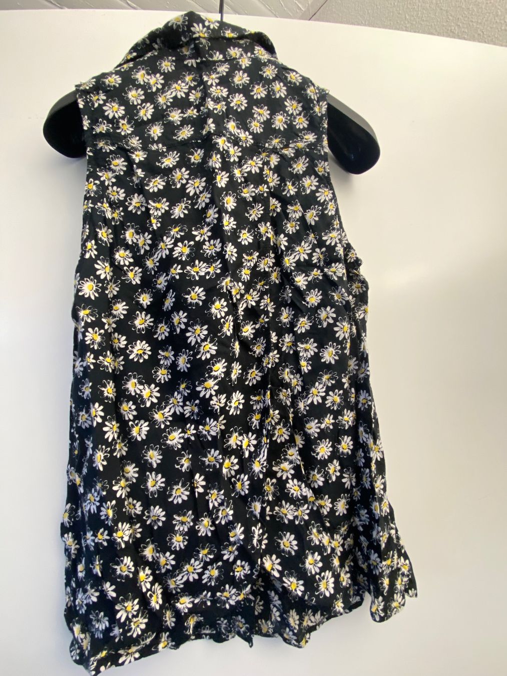 Camicette: Ärmellose Bluse  Top – Usato da Herrenschwanden venduto da Cate67 4