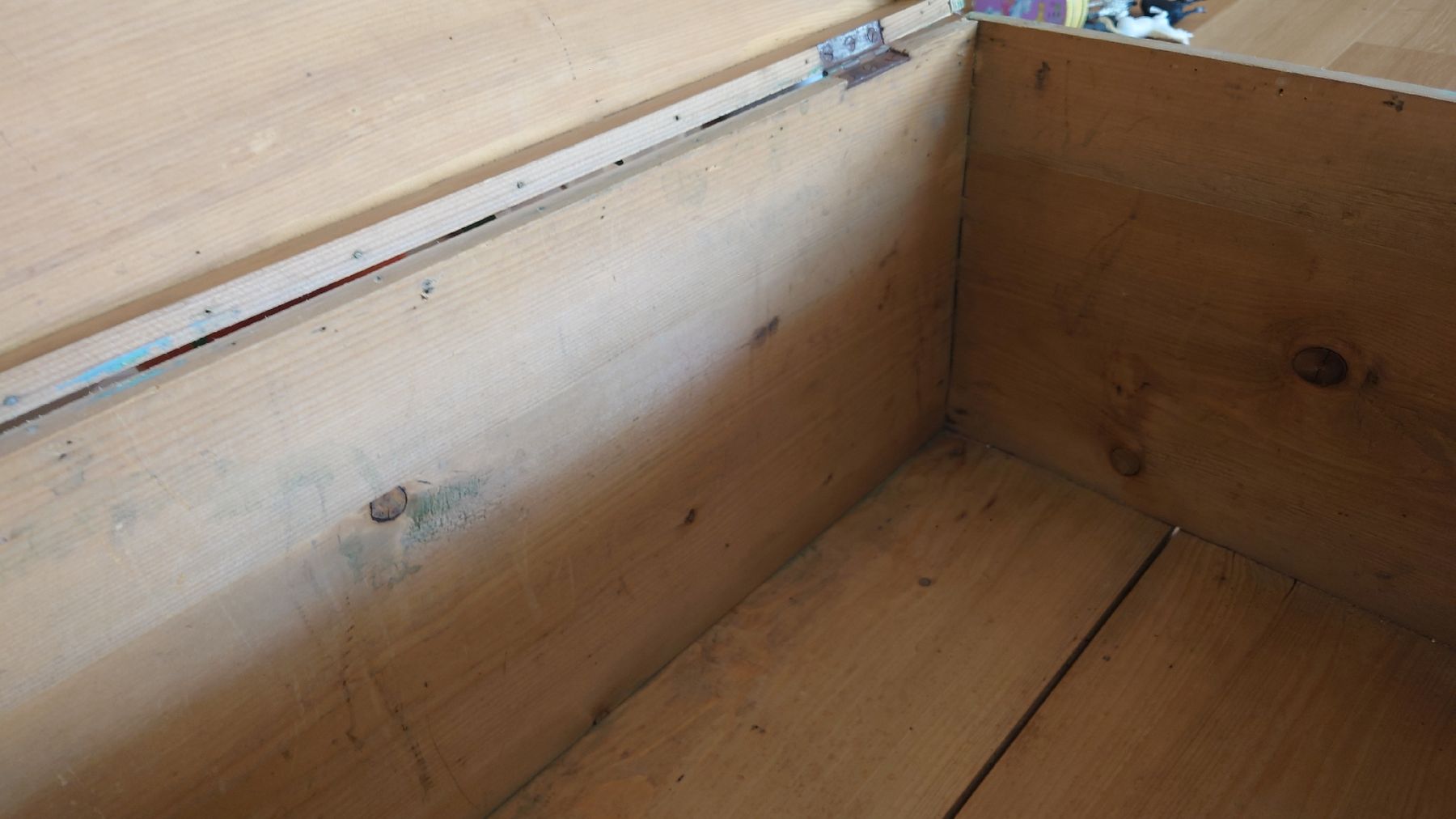 Cassapanche: Truhe Holztruhe Kiste mit Griffen – Usato da Abtwil SG venduto da Ruwn 5