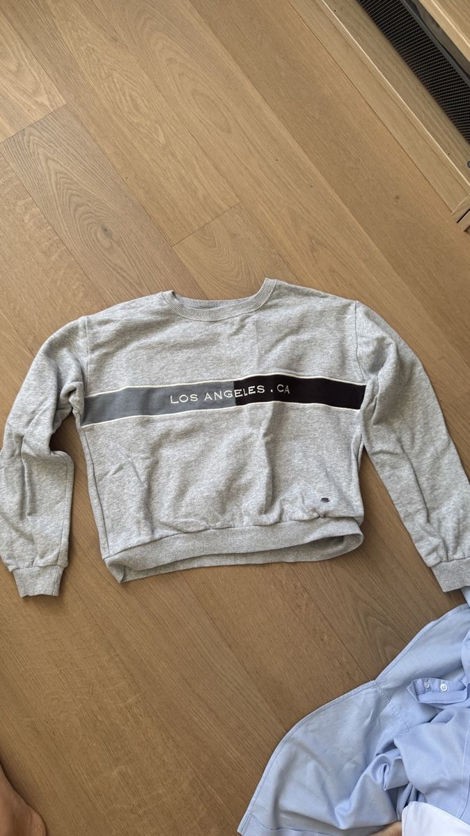 Maglioni & Felpe: mPullover mit Los Angeles Schriftzug, Grösse S – Usato da Steinhausen venduto da inmumi