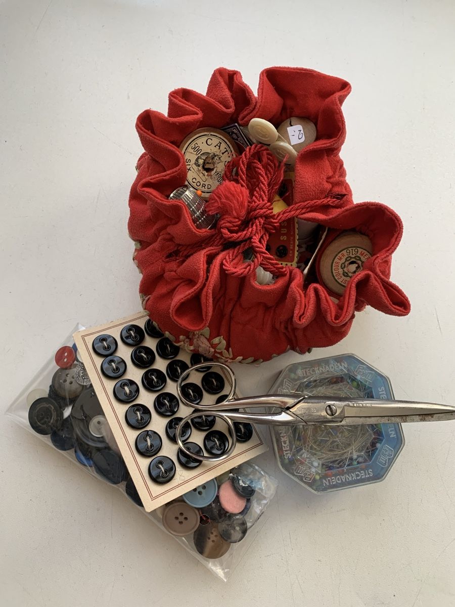 Kit bricolage: Nähutensilien vom Urgrossi – Usato da Egg b. Zürich venduto da ohtannenbaum 3